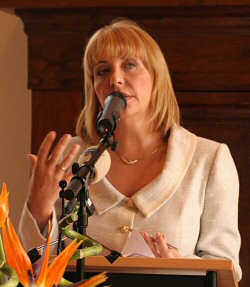 Mevrouw Kateryna Joesjtsjenko, de First Lady van Oekraïne, geeft voordracht in stadhuis Vlaardingen