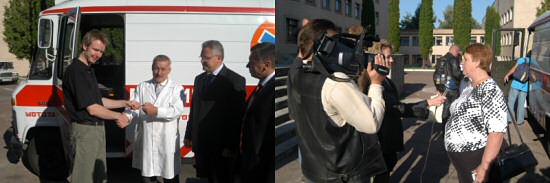 Spoetnik Konvooi 2006 - Overdracht ambulance